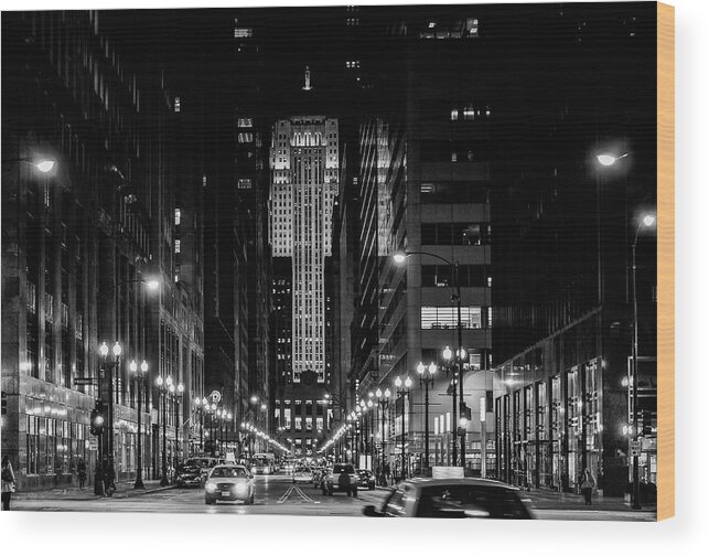 Chicago Board Of Trade Wood Print featuring the photograph Gotham by John Roach