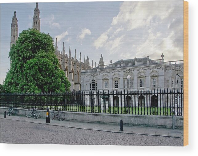 Cambridge Wood Print featuring the photograph Light evening at Old Schools. by Elena Perelman
