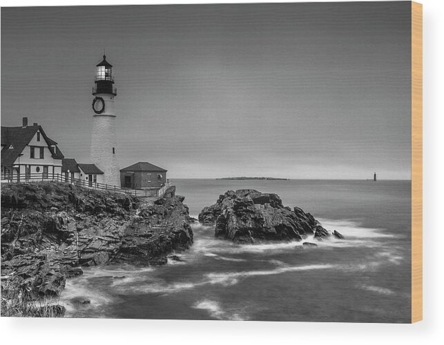 Maine Wood Print featuring the photograph Maine Cape Elizabeth Lighthouse aka Portland Headlight in BW by Ranjay Mitra