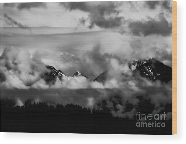 Mountains Wood Print featuring the photograph Mountains in the clouds by Venetta Archer