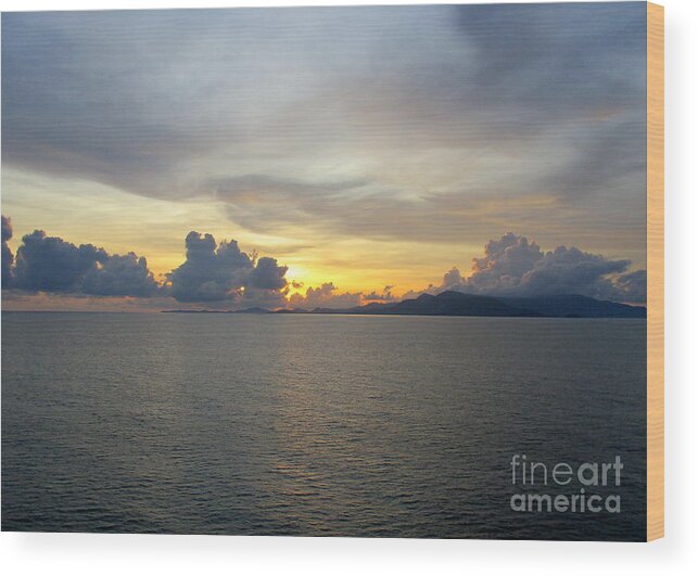 Sunrise Wood Print featuring the photograph Ocean Sunset 26 by Randall Weidner