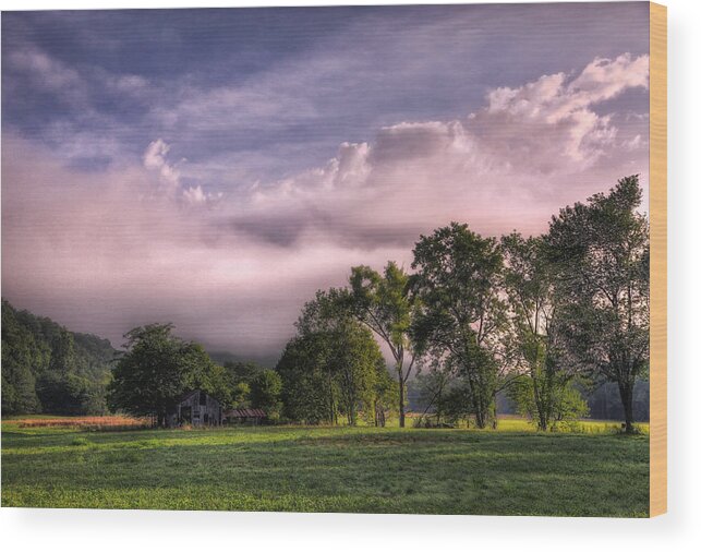 Hdr Wood Print featuring the photograph Old Barn in Boxley Valley by Michael Dougherty