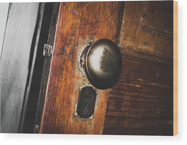 Door Wood Print featuring the photograph Open to the past by Troy Stapek