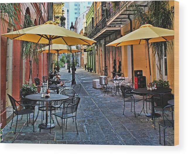 Patio Wood Print featuring the photograph Patio Cafe in New Orleans by Judy Vincent