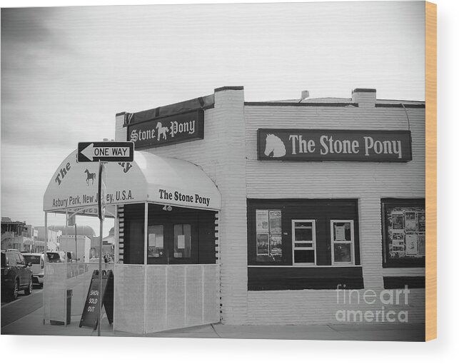 The Stone Pony Wood Print featuring the photograph The Stone Pony - One Way by Colleen Kammerer