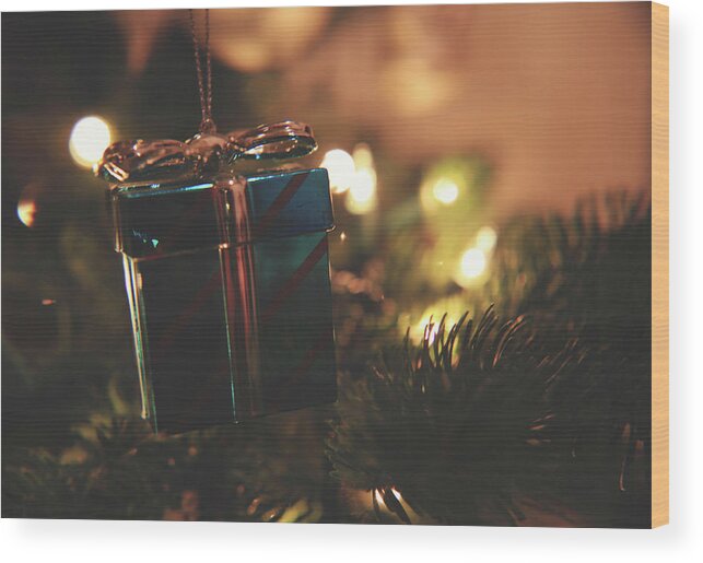 Christmas Wood Print featuring the photograph A Gift for You by Laurie Search