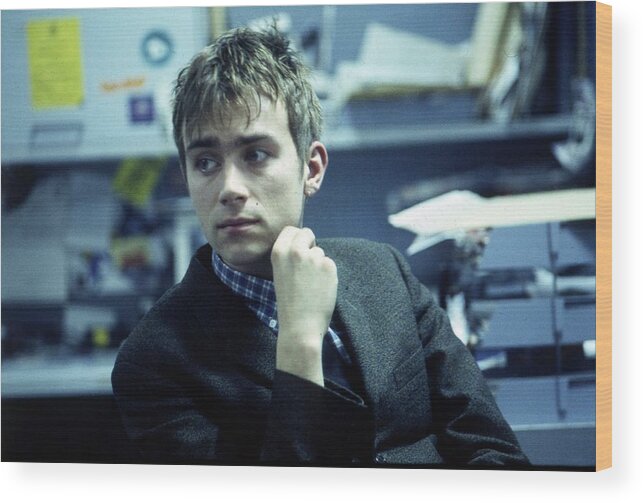 People Wood Print featuring the photograph Blur Damon Albarn Nme Office 1992 by Martyn Goodacre