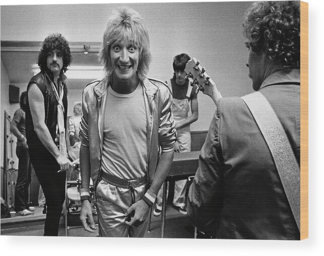 Singer Wood Print featuring the photograph Rod Stewart On Tour by George Rose