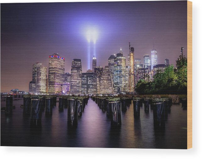 Skyline Wood Print featuring the photograph Spirit of New York II by Nicklas Gustafsson