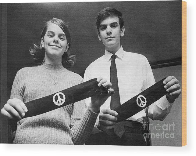 Vietnam War Wood Print featuring the photograph Students Hold Peace Arm Bands by Bettmann