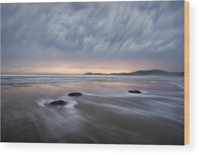 Koekohe Wood Print featuring the photograph Windy Dawn At Koekohe Beach by Shenshen Dou