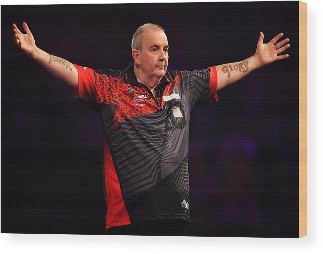 England Wood Print featuring the photograph 2018 William Hill PDC World Darts Championships - Day Fourteen #5 by Justin Setterfield