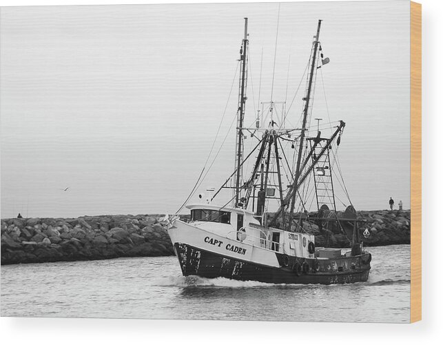 Fishing Boat Wood Print featuring the photograph Coming Home by Angie Tirado