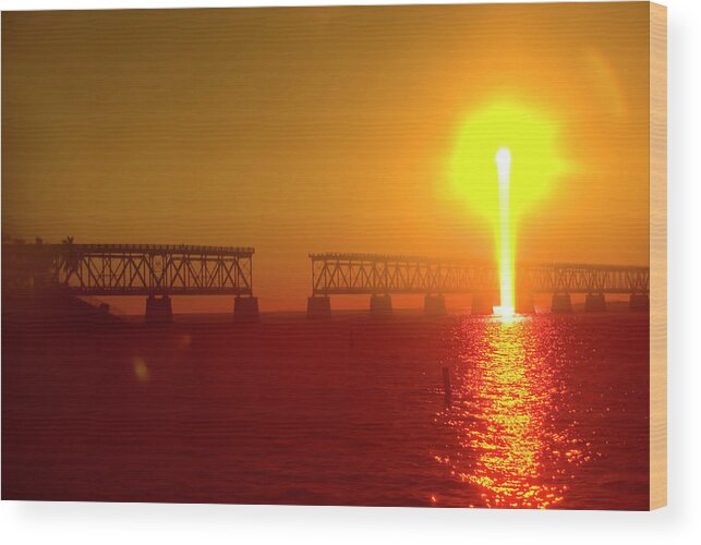 Sun Wood Print featuring the photograph Molten Sun by Carolyn Hutchins