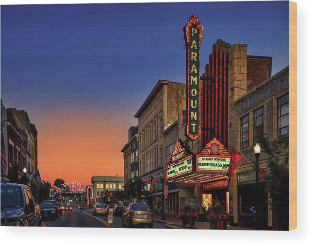 Night Wood Print featuring the photograph Paramount Theater at Sunset by Shelia Hunt