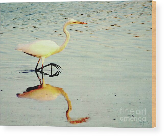 Egret Wood Print featuring the photograph Stepping Out by Hilda Wagner