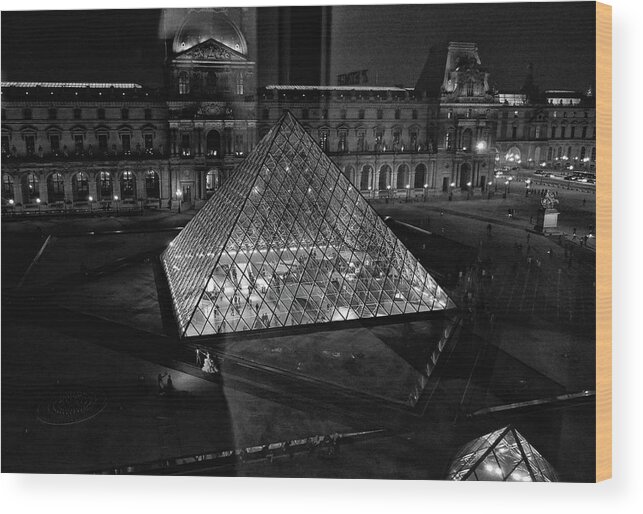 Paris Wood Print featuring the photograph Wedding Photos in the Louvre Museum Courtyard Paris France Black and White by Shawn O'Brien