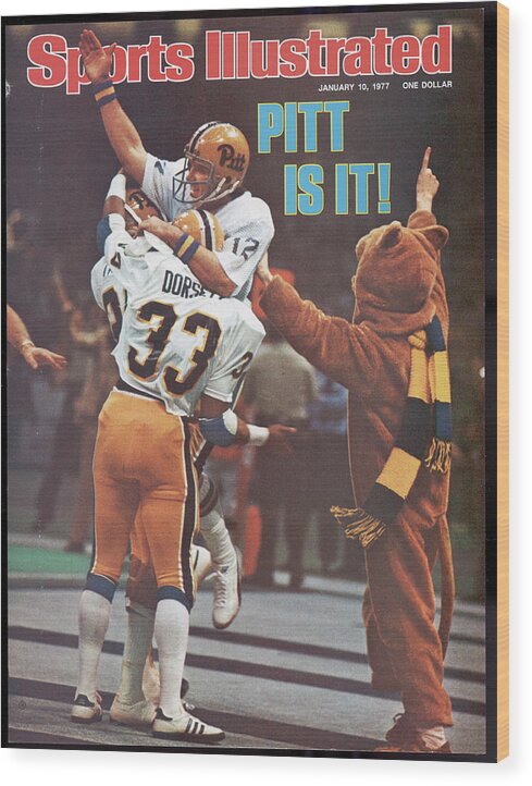 Magazine Cover Wood Print featuring the photograph University Of Pittsburgh Qb Matt Cavanaugh, 1977 Sugar Bowl Sports Illustrated Cover by Sports Illustrated