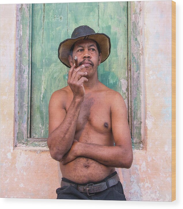 Cuba Wood Print featuring the photograph El Hombre by Marla Craven