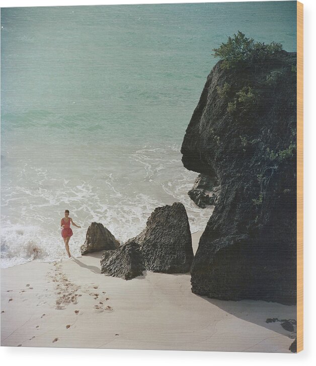 People Wood Print featuring the photograph Bermuda Beach by Slim Aarons