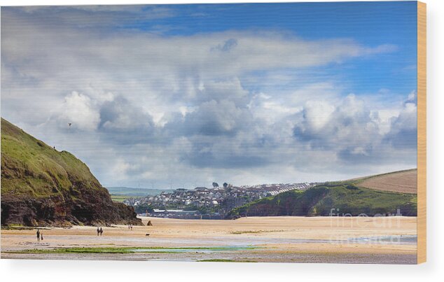  Beach Wood Print featuring the photograph Tide's out in Cornwall by Simon Bratt
