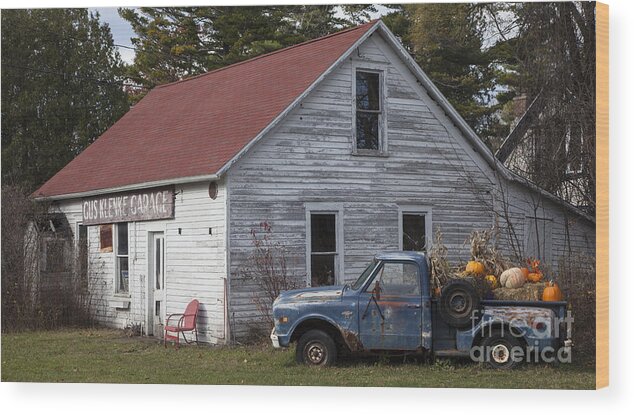 Garage Wood Print featuring the photograph Gus's Garage by Timothy Johnson