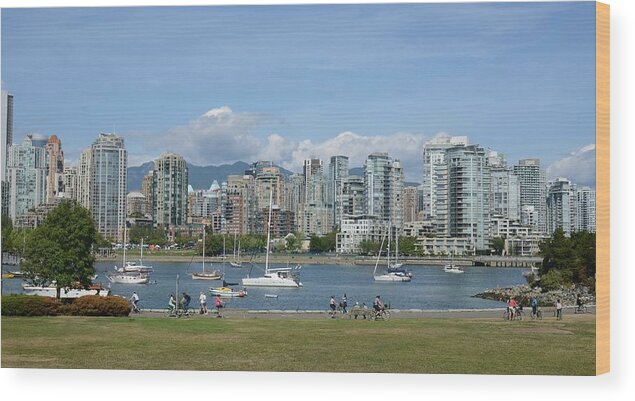 Vancouver Wood Print featuring the photograph Outdoor Living by Fraida Gutovich