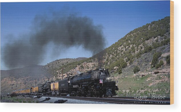 Train Wood Print featuring the photograph Big Boy at Echo Canyon by Laura Terriere