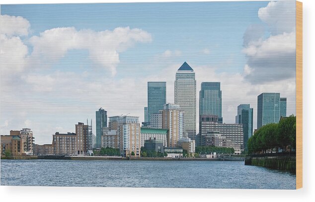 Corporate Business Wood Print featuring the photograph Canary Wharf Cityscape by Onebluelight