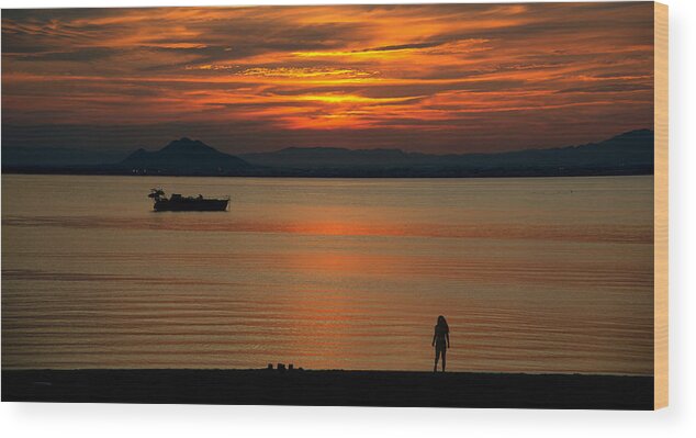 Sunset Wood Print featuring the photograph The Red Evening by Paralaxa