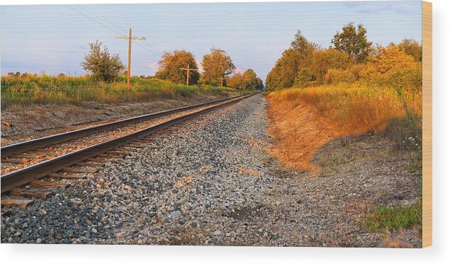 Dusk Wood Print featuring the photograph Evening Tracks by Lars Lentz