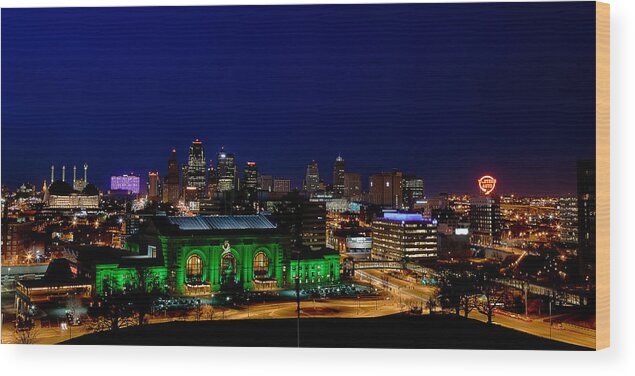 Kansas City Wood Print featuring the photograph Kansas City Skyline by Sennie Pierson