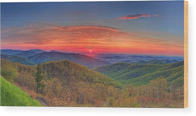 Metro Wood Print featuring the photograph Pink Sunrise At Skyline Drive by Metro DC Photography