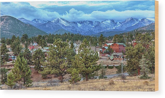 Mountains Wood Print featuring the photograph Estes Park Morn by Susan Rissi Tregoning