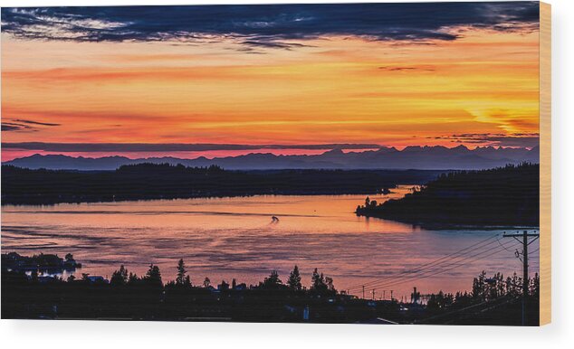 Hale Wood Print featuring the photograph Panoramic Sunset over Hail Passage E Series on the Puget Sound by Rob Green