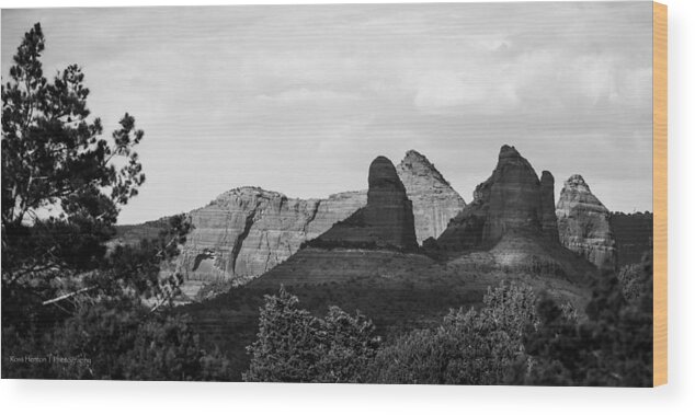 Black Wood Print featuring the photograph Sedona to the North by Ross Henton