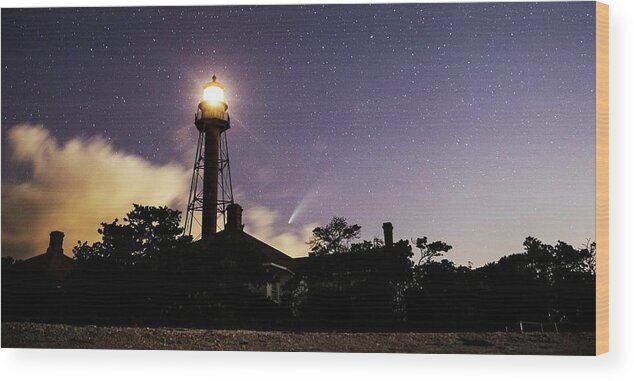 Sanibel Wood Print featuring the digital art Sanibel Lighthouse and Comet Neowise by Andrew West