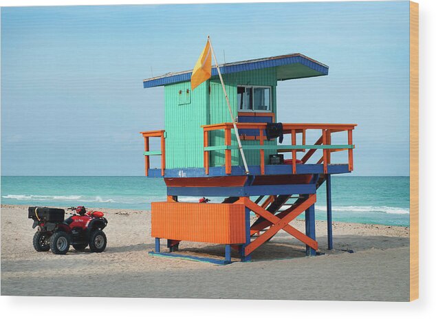 Beach Wood Print featuring the photograph Guard House South Beach Miami by Angelito De Jesus
