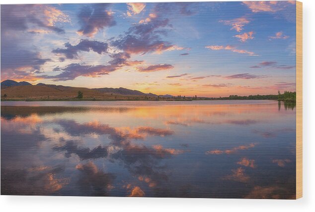 Sunset Wood Print featuring the photograph 8 Dollar Sunset by Darren White