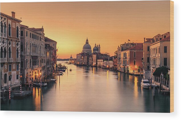 Venice Wood Print featuring the photograph Dawn On Venice by Eric Zhang