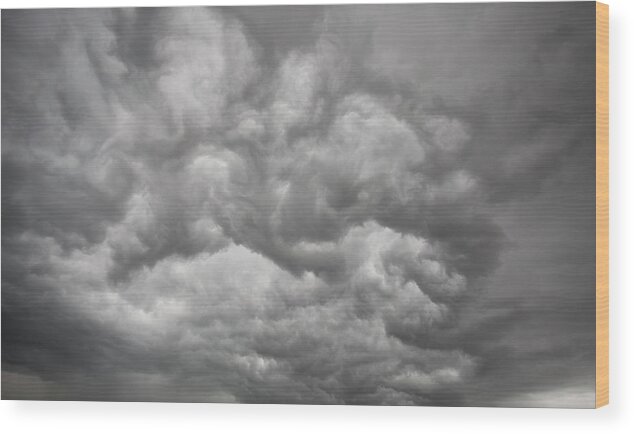 Risk Wood Print featuring the photograph Storm Coming by Malerapaso