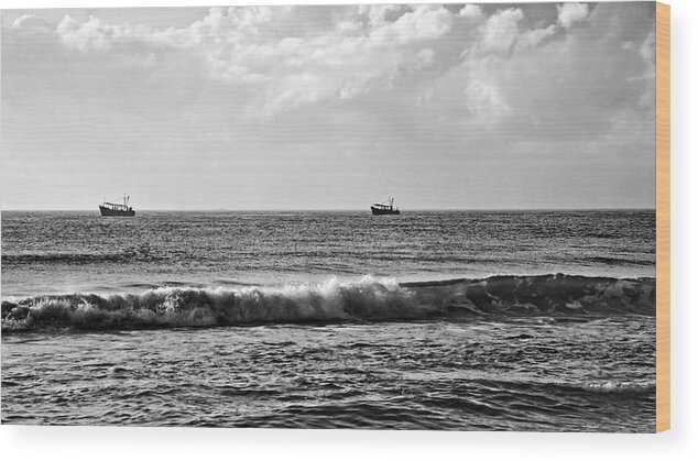 Horizontal Wood Print featuring the photograph Trawling the Horizon by Kantilal Patel