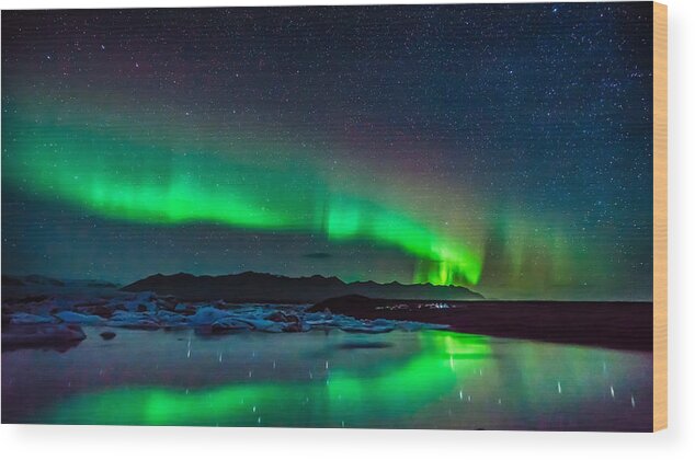 Lake Wood Print featuring the photograph Jokulsarlon Aurora #1 by James Billings