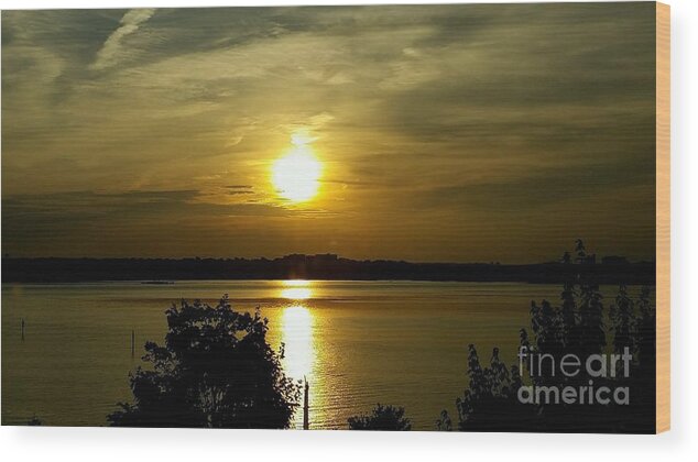 Photo Wood Print featuring the photograph Sunset over the Potomac #1 by Jimmy Clark