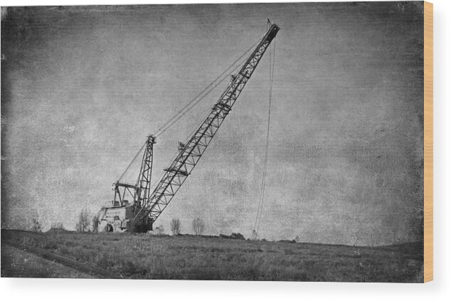 Dragline Wood Print featuring the photograph Abandoned Dragline by Sandy Keeton