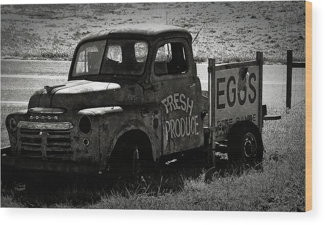 Fresh Wood Print featuring the photograph Fresh Produce Free Range Eggs by Teresa Mucha