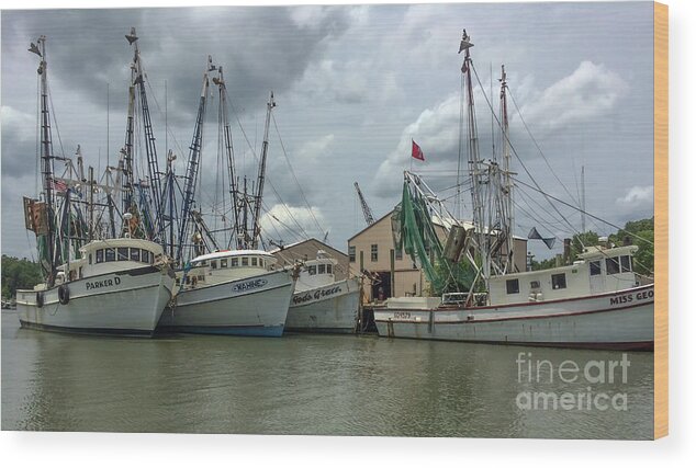 God's Grace Wood Print featuring the photograph Shrimpboat Lane by Dale Powell