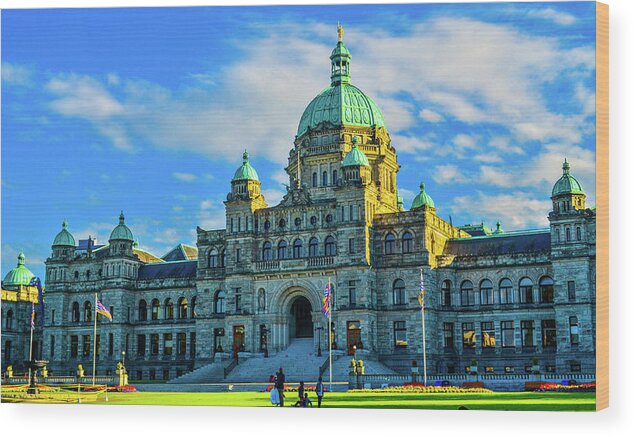 Buildings Wood Print featuring the photograph Parliament Victoria BC by Jason Brooks