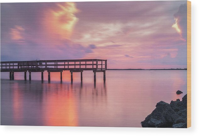 Sunset Wood Print featuring the photograph Pier at Dunedin by Todd Rogers