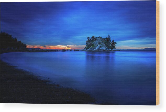 Ocean Wood Print featuring the photograph Whytecliff Sunset by John Poon